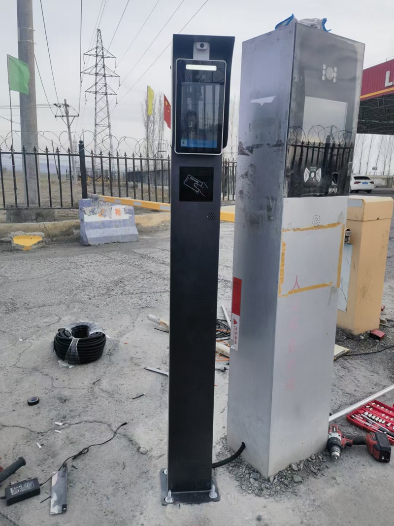 ���l܇�v�R�e���b